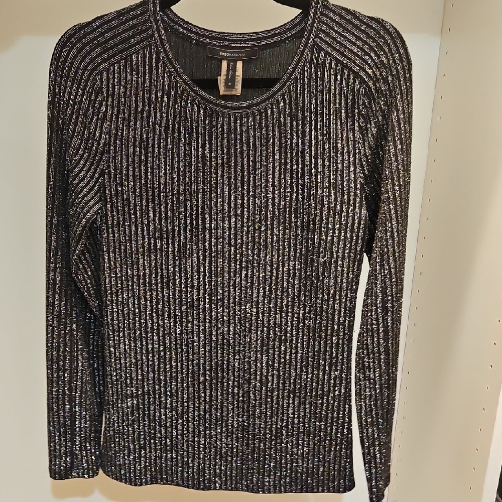 BCBGMaxAzria Black and Silver Metallic Ribbed T-shirt
